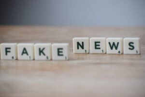 Como se proteger de golpes das fake news 